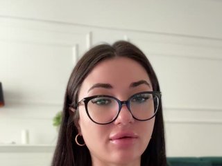 IvyNoirr Porn Show