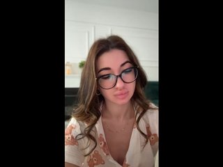 IvyXOXO Porn Show