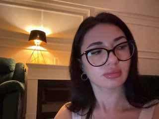 IvyNoirr Porn Show