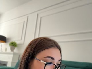 IvyNoirr Porn Show