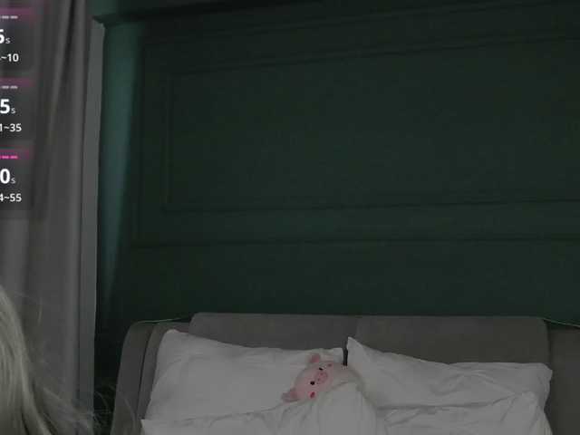 Chiaralovee live webcam show