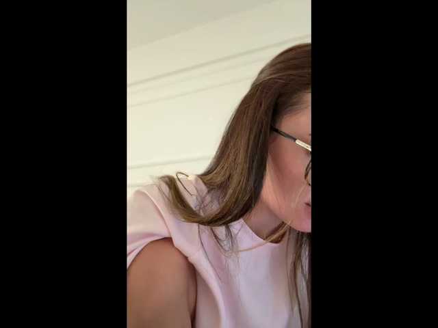 Chiaralovee live cam on BongaCams