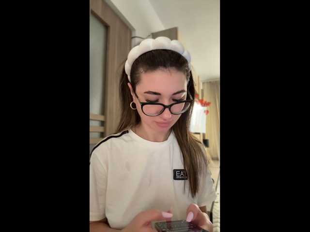 Chiaralovee live cam on BongaCams