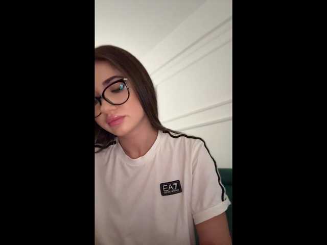 Chiaralovee live cam on BongaCams