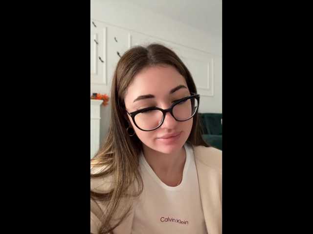 Chiaralovee live cam on BongaCams