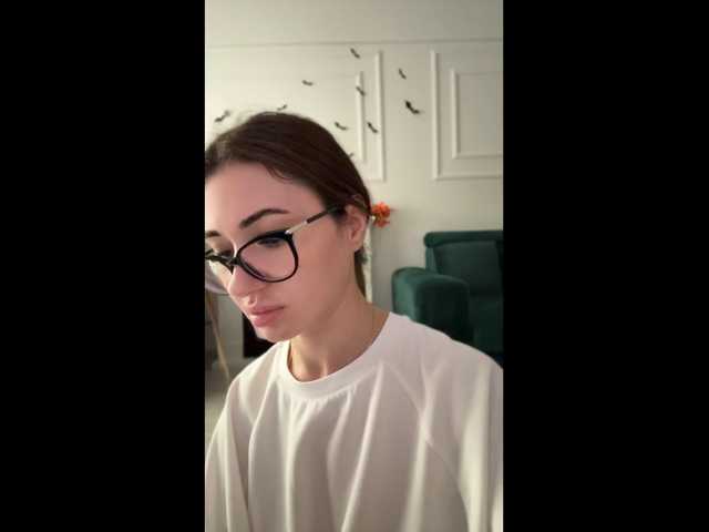 Chiaralovee live cam on BongaCams