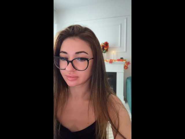 Chiaralovee live cam on BongaCams
