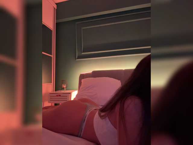 Chiaralovee live cam on BongaCams