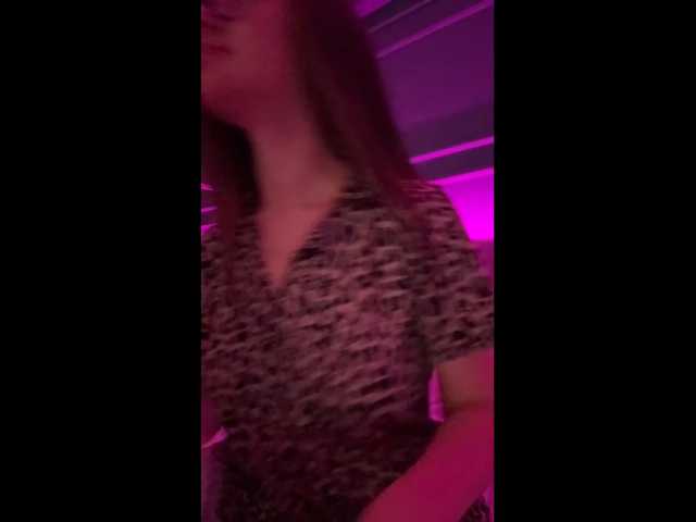 Chiaralovee live cam on BongaCams