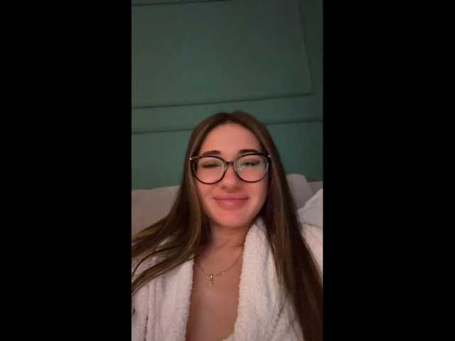 Chiaralovee live cam on BongaCams