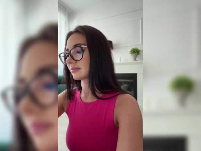 IvyNoirr live webcam show