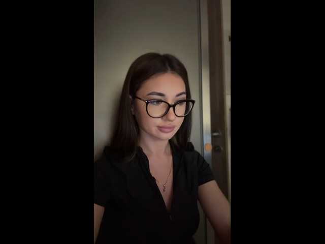 Chiaralovee live cam on BongaCams