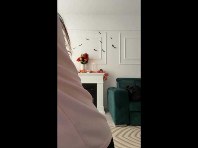 Chiaralovee live cam on BongaCams