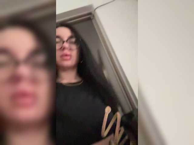 Chiaralovee live cam on BongaCams