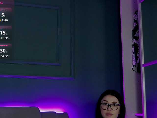 Chiaralovee's BongaCams show and profile