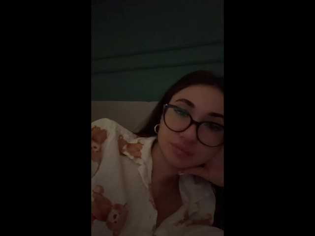 Chiaralovee live cam on BongaCams