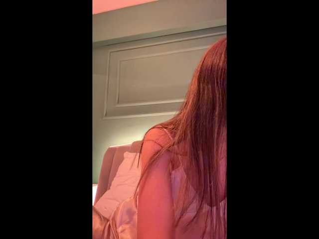 Chiaralovee live cam