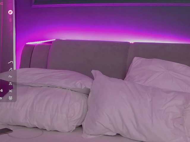 Chiaralovee live cam on BongaCams