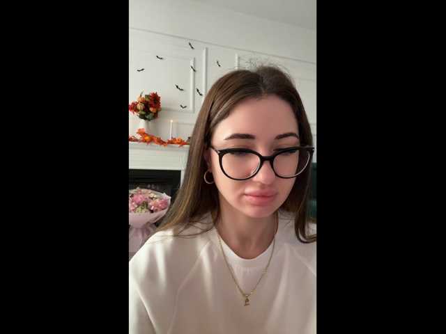 Chiaralovee live cam on BongaCams