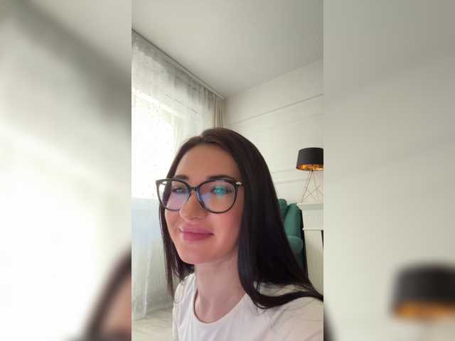 Chiaralovee live cam on BongaCams