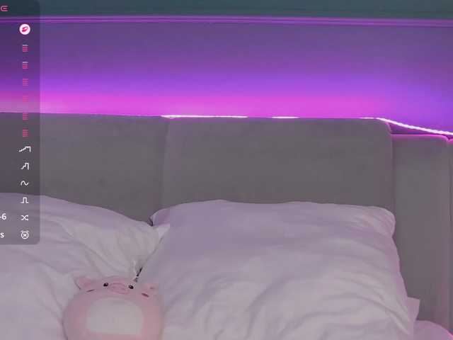 IvyyXOXO live cam preview