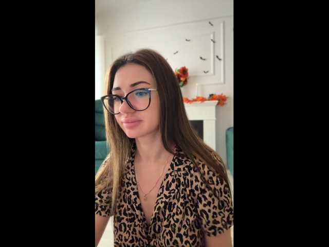 IvyyXOXO live cam preview