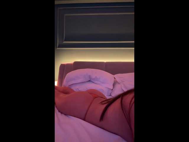 Chiaralovee live cam on BongaCams