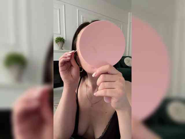 Modella: IvyNoirr