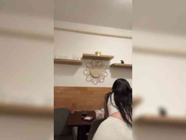 IvyNoirr webcam