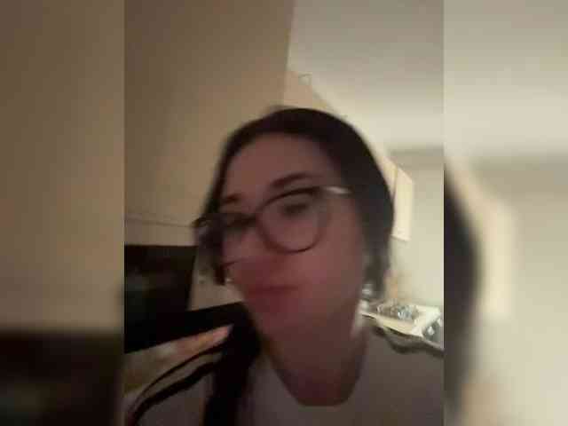 Chiaralovee Live Webcam on BongaCams