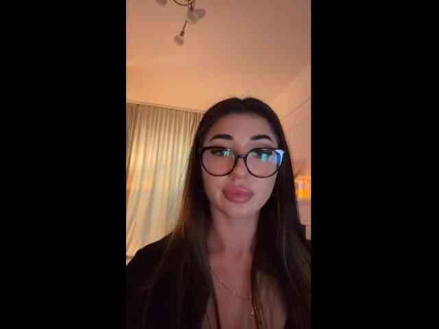IvyyXOXO