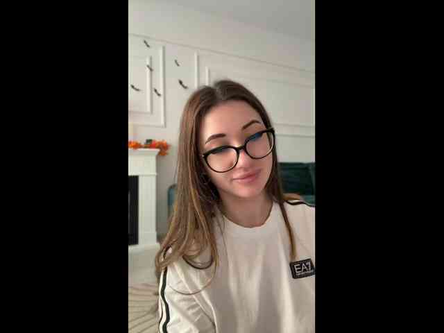 IvyyXOXO webcam