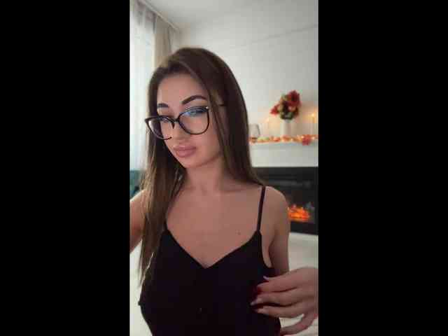 Chiaralovee Chiaralovee