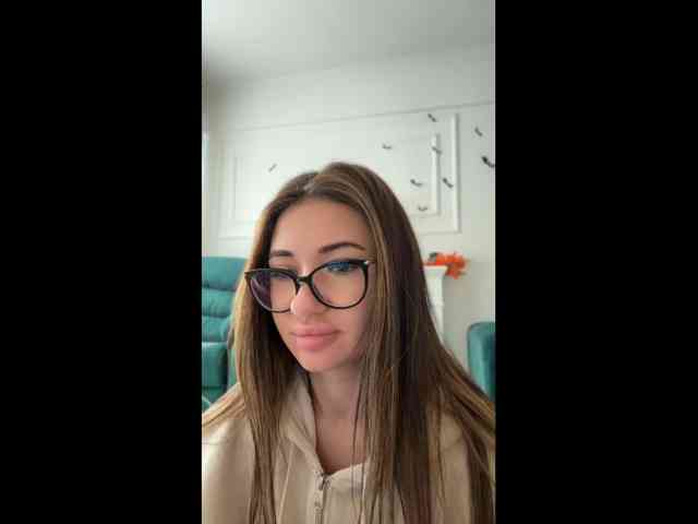 IvyyXOXO webcam