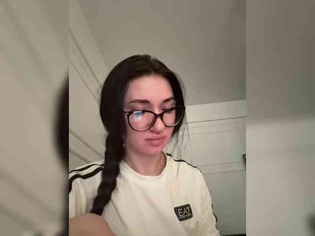 IvyNoirr webcam