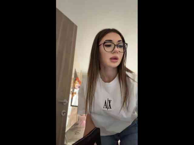 IvyyXOXO webcam