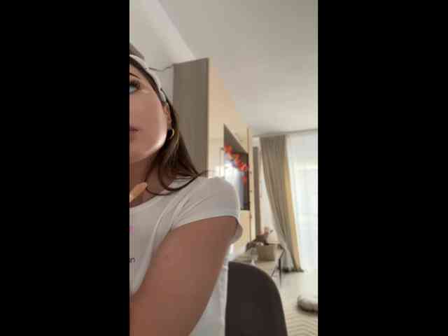 IvyyXOXO webcam