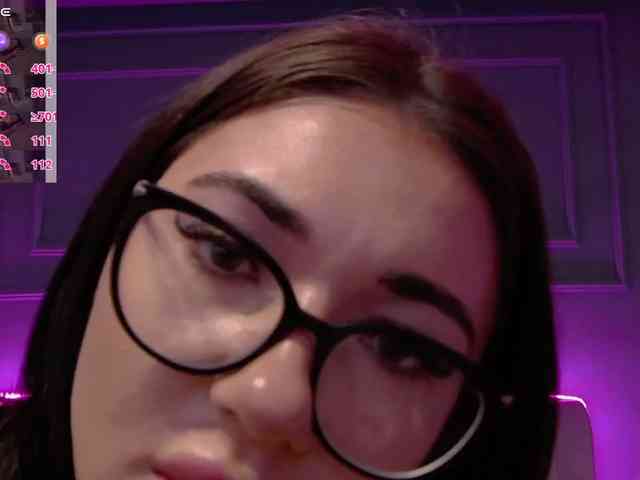 IvyNoirr webcam