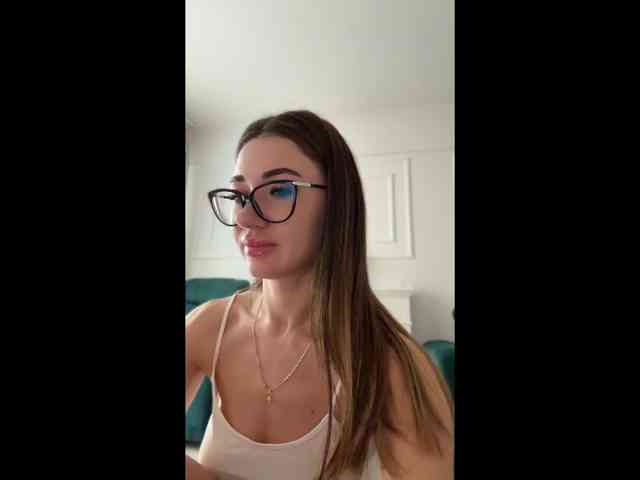 Modella: IvyyXOXO
