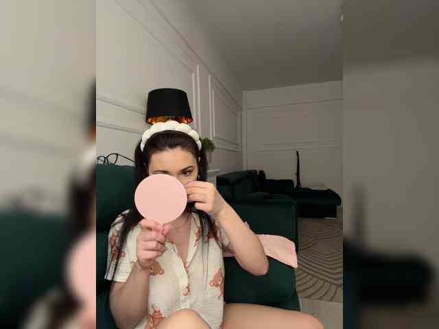 IvyNoirr webcam