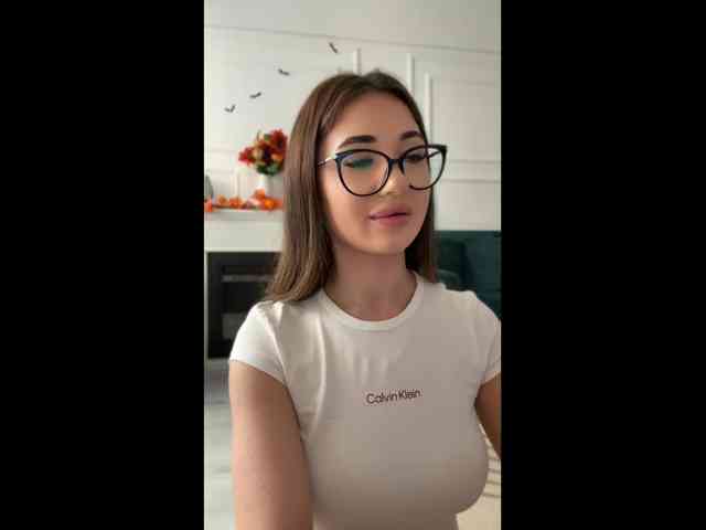 Modella: IvyyXOXO