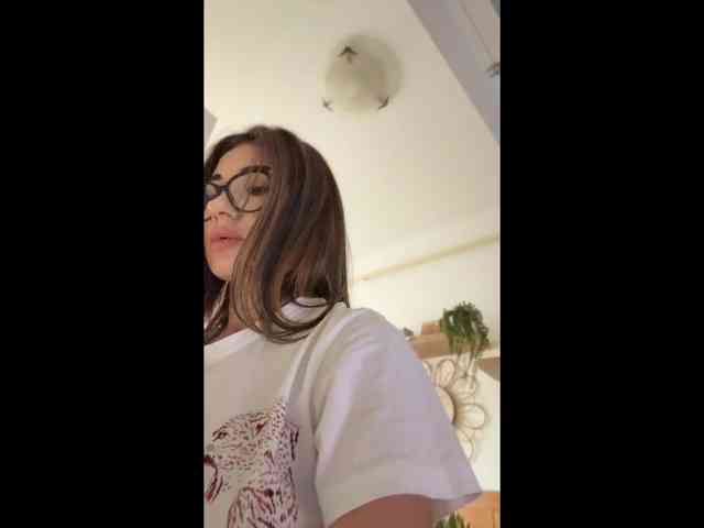 IvyyXOXO webcam