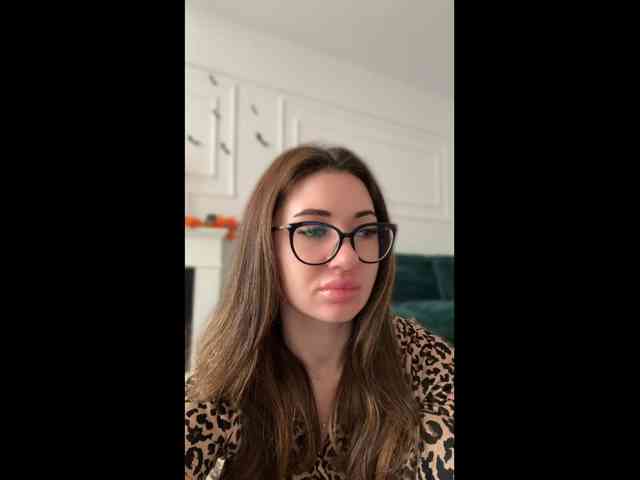 IvyyXOXO webcam