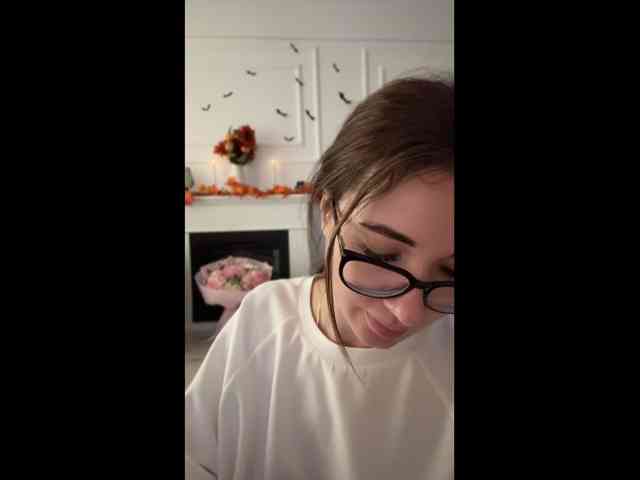 Modella: IvyyXOXO
