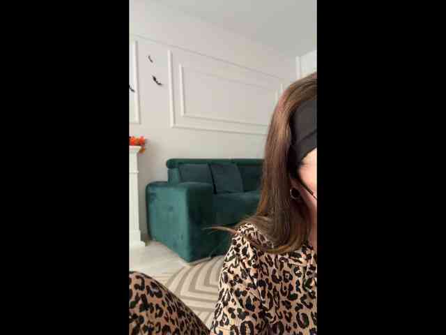 Modella: IvyyXOXO