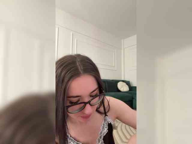 IvyNoirr webcam