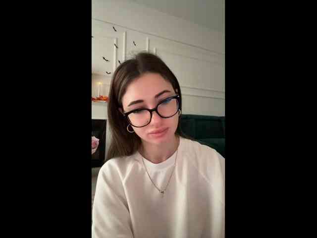 IvyyXOXO webcam