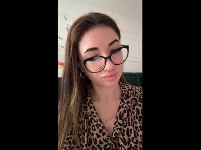 Modella: IvyyXOXO