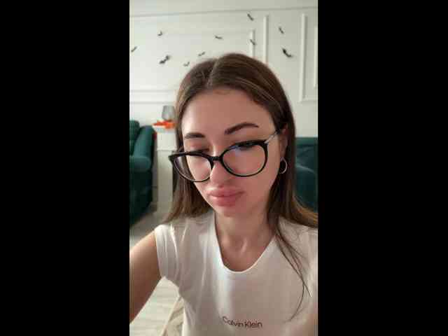 IvyyXOXO webcam