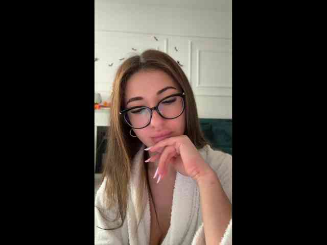 Modella: IvyyXOXO